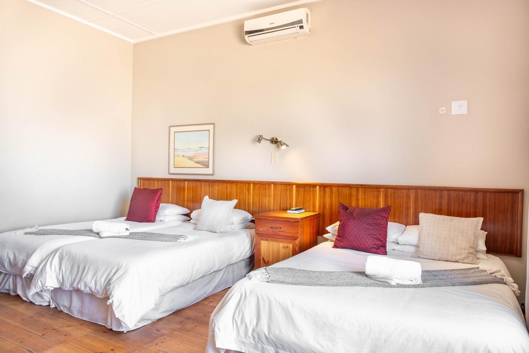 Karoo Country Inn Middelburg  Exterior photo