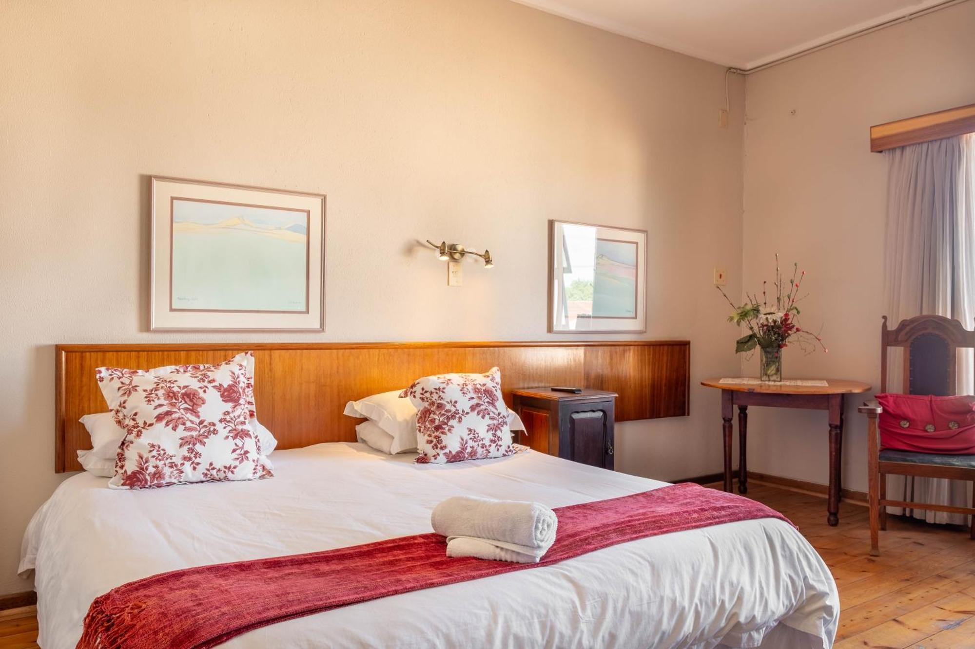 Karoo Country Inn Middelburg  Exterior photo