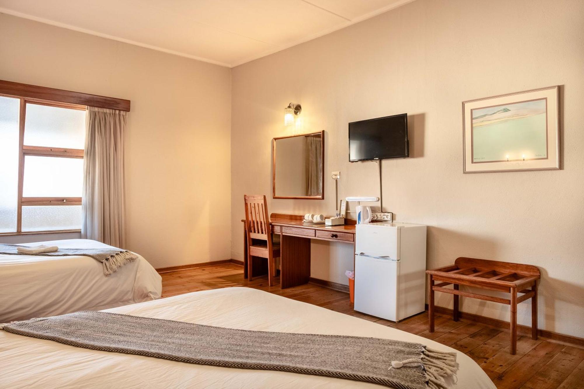 Karoo Country Inn Middelburg  Exterior photo