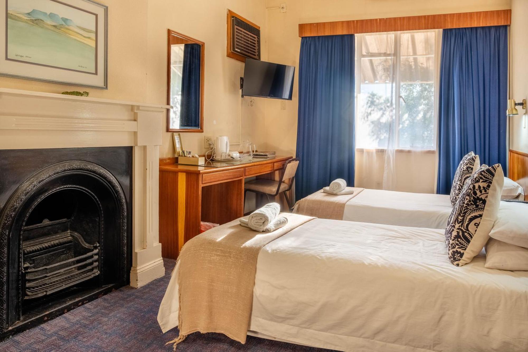 Karoo Country Inn Middelburg  Exterior photo