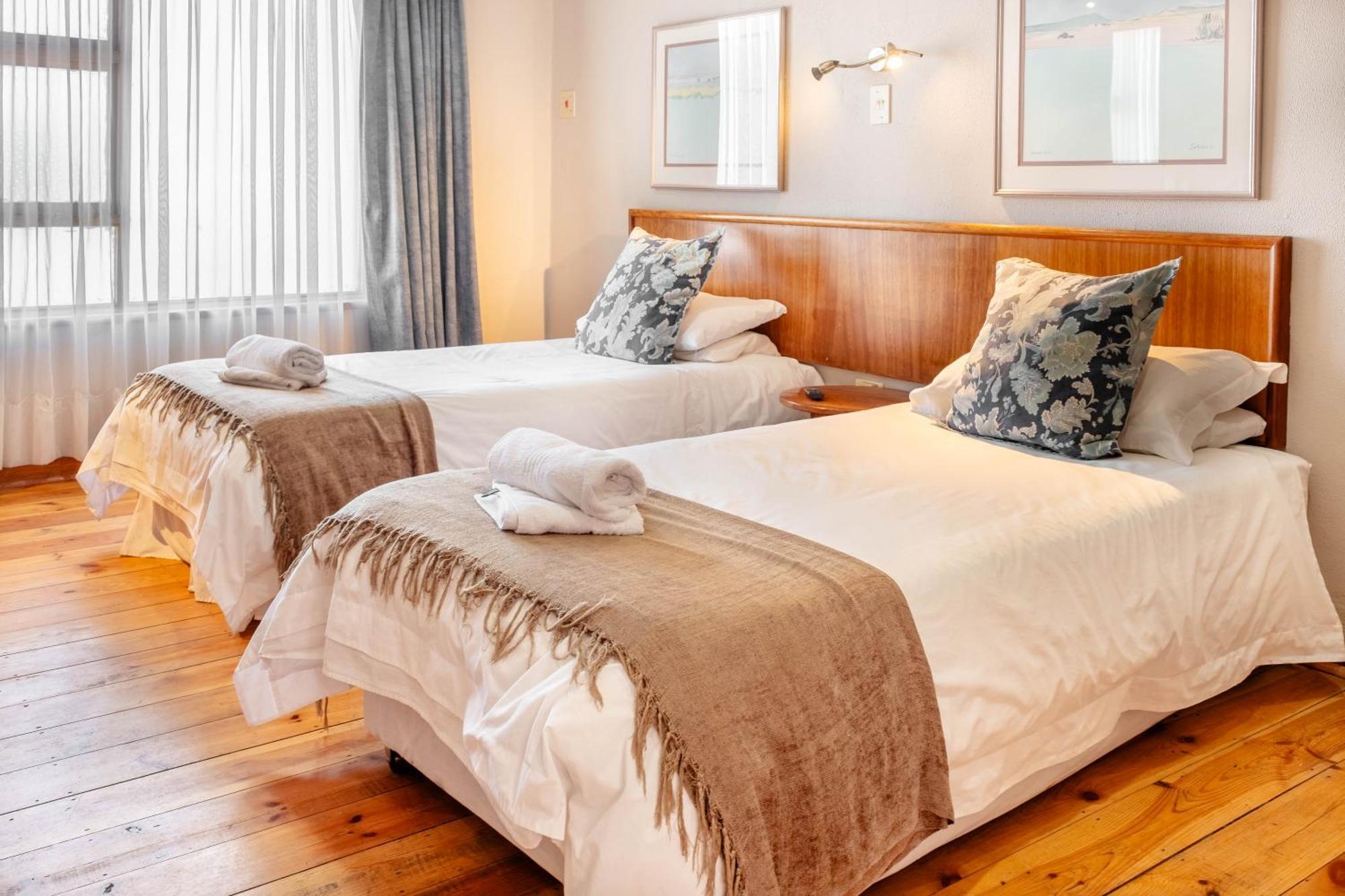 Karoo Country Inn Middelburg  Exterior photo