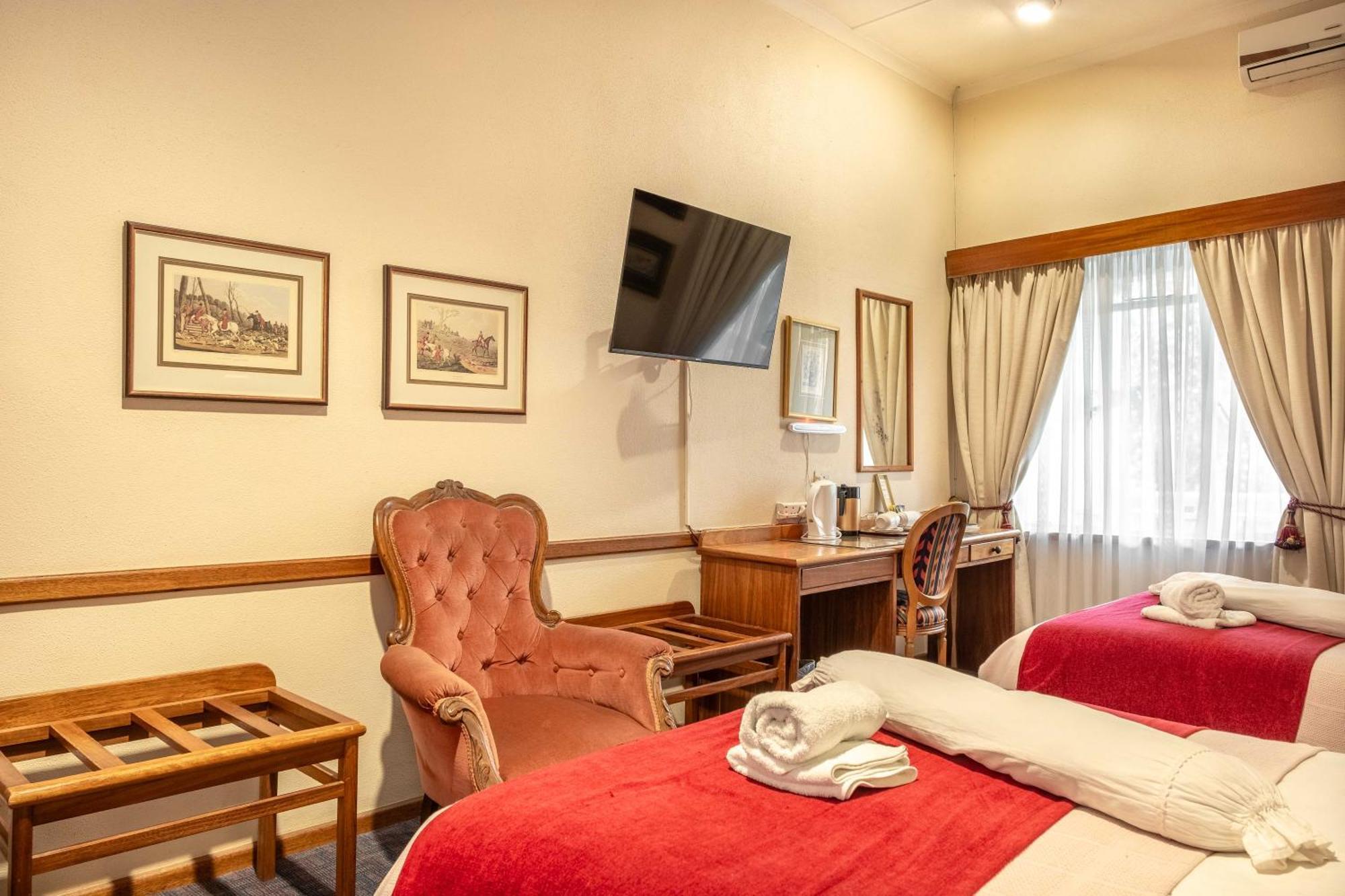 Karoo Country Inn Middelburg  Exterior photo